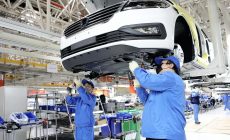 Пугающая «серость»: Volkswagen пытается запретить поставки своих машин из Китая в РФ